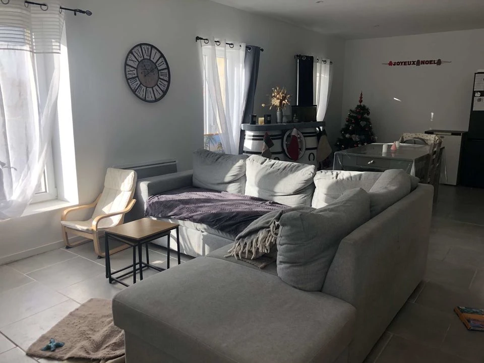 MAISON PIERRE T3 GAILLAN JARDIN MITOYEN