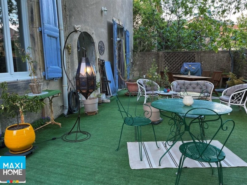 3200 M² de terrain