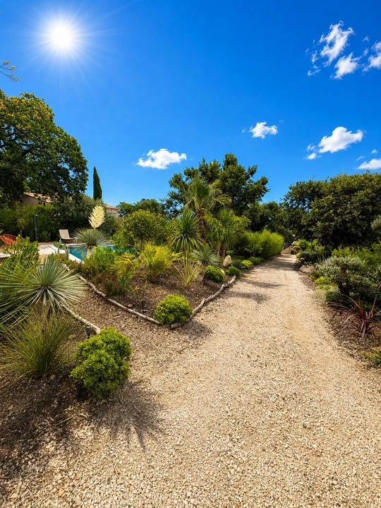 Rochefort du gard-villa vue 185m2-1400m²terrain