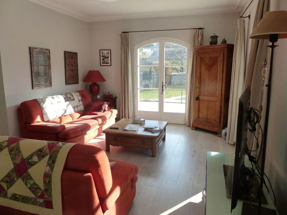 Villeneuve les Avignon-villa 192m²-1100m²terrain