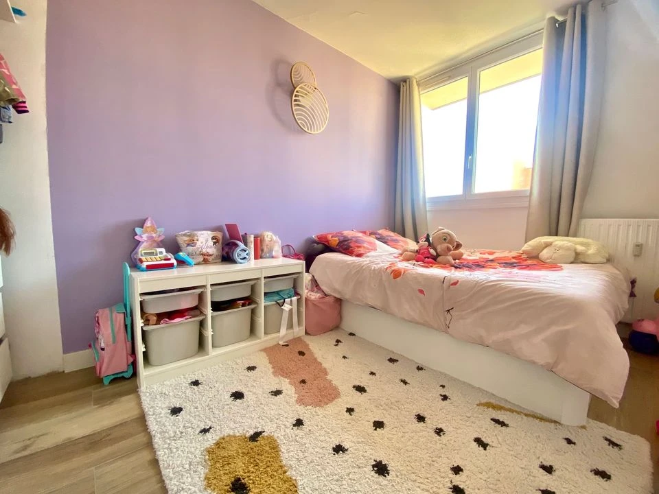T4 DERNIER ETAGE / BALCON / PARKING / BATARELLE B
