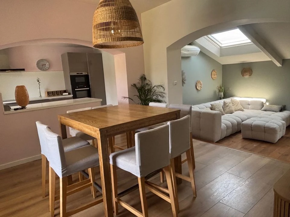 Villeneuve les Avignon-maison magnagneraie 140m²-4