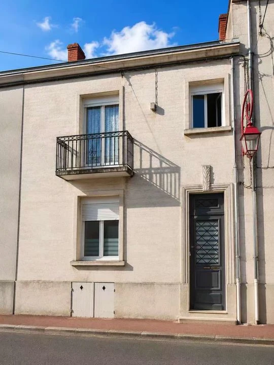 Pauillac maison de ville 4 chambres 1 étage cave p