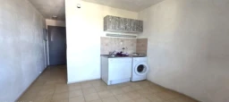 LA CIOTAT-A VENDRE-STUDIO-1 CHAMBRE-CALME-PROCHE C