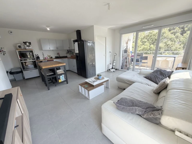 APPARTEMENT T4 a vendre - 79m² - dernier étage - 2
