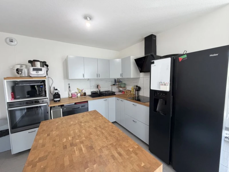 APPARTEMENT T4 a vendre - 79m² - dernier étage - 2