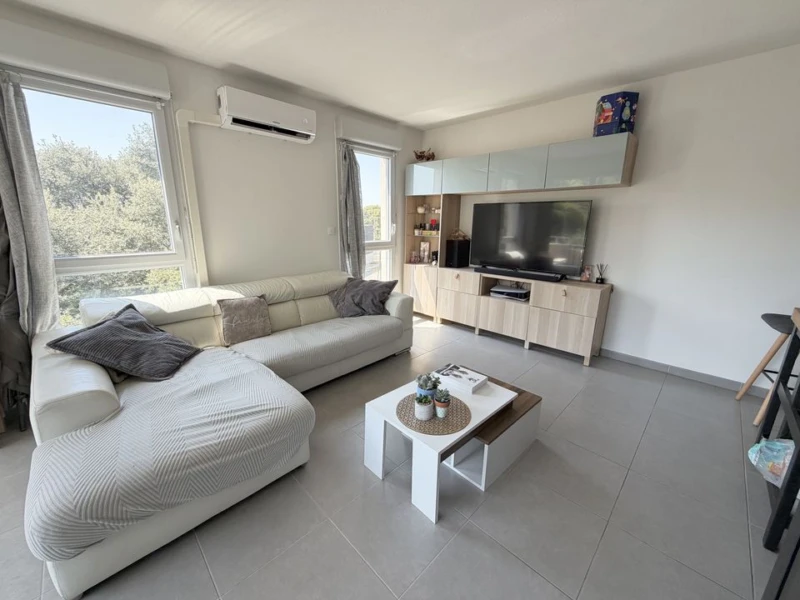 APPARTEMENT T4 a vendre - 79m² - dernier étage - 2