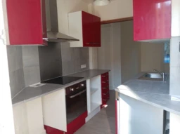 A vendre T2 Toulon Ouest. Prox commerces .Transpor