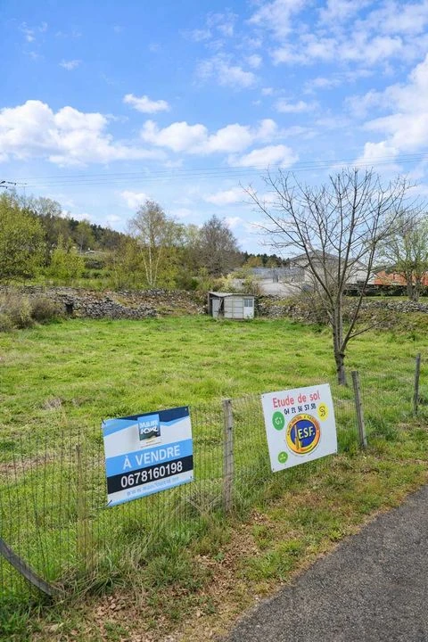 Terrain 902 m²- le Pertuis
