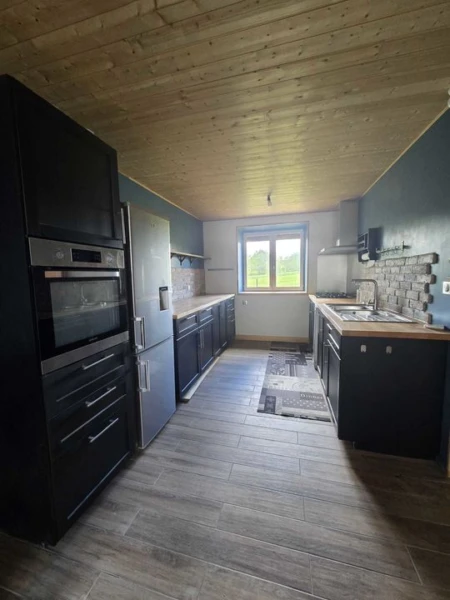 Maison Saint Jean d'Aubrigoux - Secteur calme -Bon