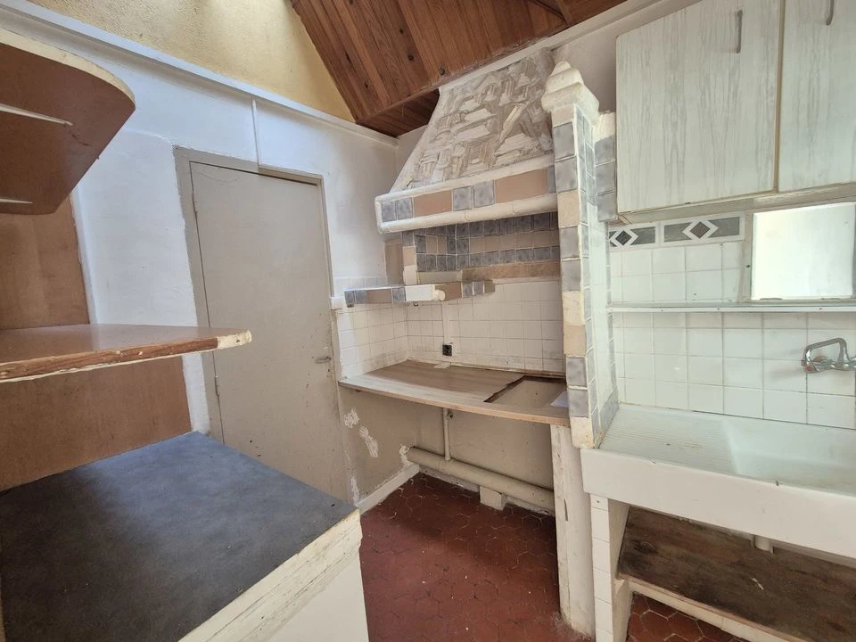 LA CIOTAT STUDIO de 18m² - potentiel - calme - pro