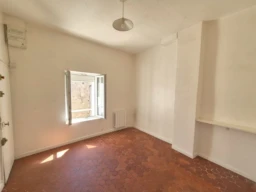 LA CIOTAT STUDIO de 18m² - potentiel - calme - pro