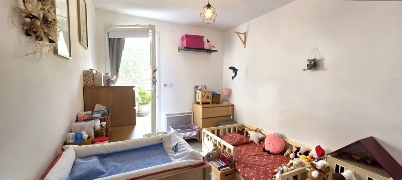 CUGES LES PINS-APPARTEMENT T3 A VENDRE-2