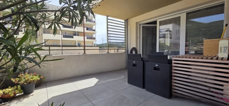 CUGES LES PINS-APPARTEMENT T3 A VENDRE-2