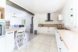 Maison rénovée à vendre à Bourgneuf-en-Mauges - ja