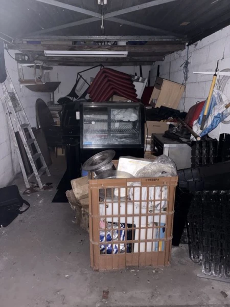 Garage, Orléans, La Source
