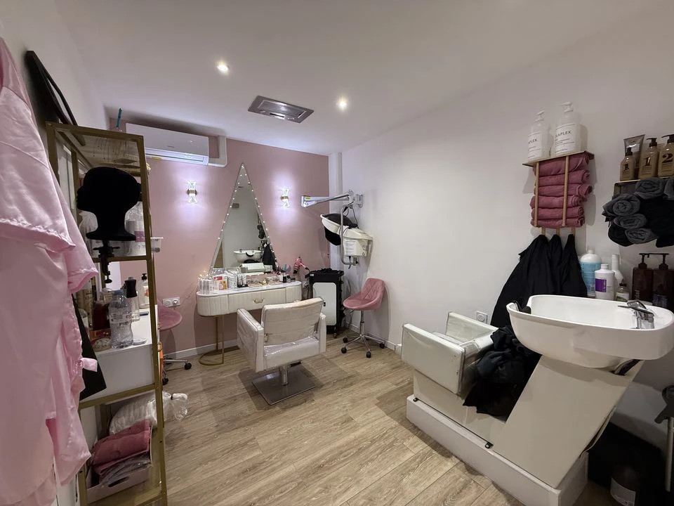 Martigues - local commercial - 4 pièces - 51m2 - c