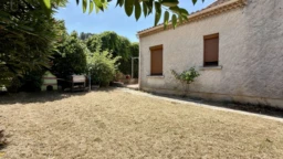 maison de type 5 avec piscine , poul house , terra