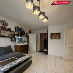 Appartement 3 pièces, 2 chambres, place de parking