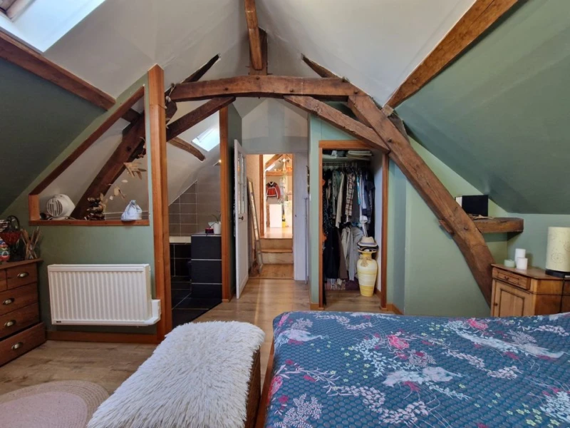 CHAMBRE AVEC SALLE DE BAIN