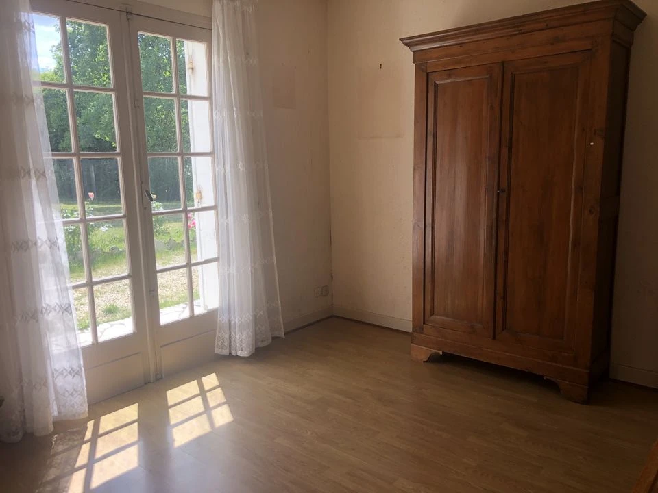 MAISON CONTEMPORAINE T4 ST SAUVEUR GRAND JARDIN D