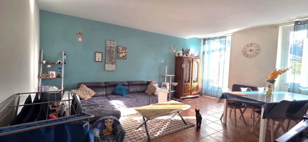 SIGNES-APPARTEMENT T4-A VENDRE-TERRASSE-3