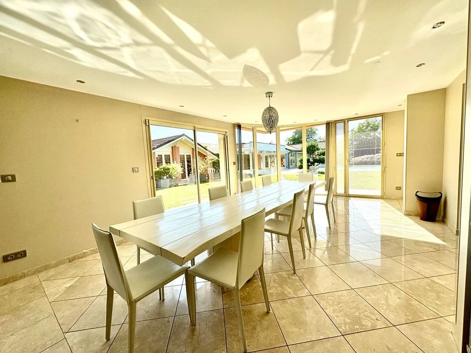 SALLE A MANGER