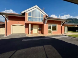 FACADE VILLA