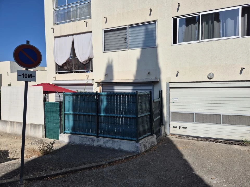 LA CIOTAT APPARTEMENT T2 de 33m² avec carré de jar