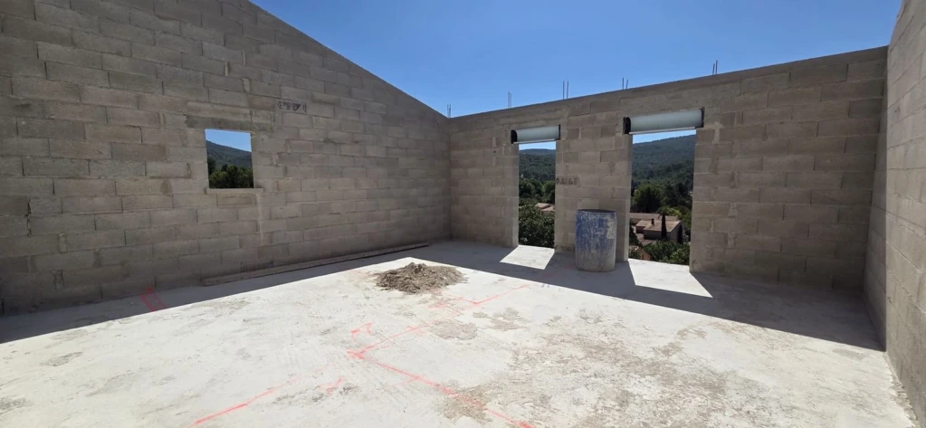 CUGES LES PINS-MAISON T5-CONSTRUCTION NEUVE-A VEND