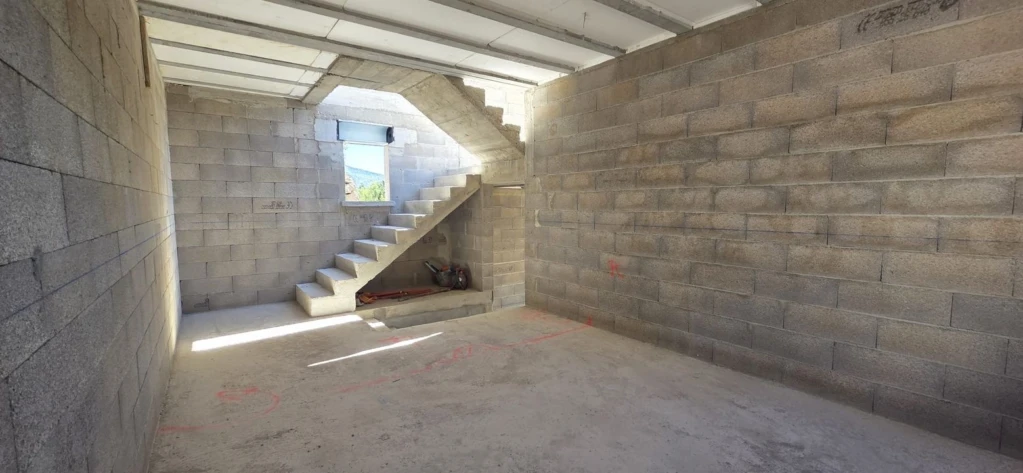 CUGES LES PINS-MAISON T5-CONSTRUCTION NEUVE-A VEND