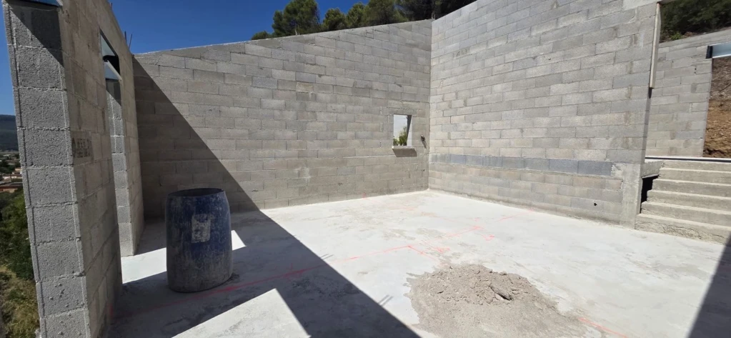 CUGES LES PINS-MAISON T5-CONSTRUCTION NEUVE-A VEND