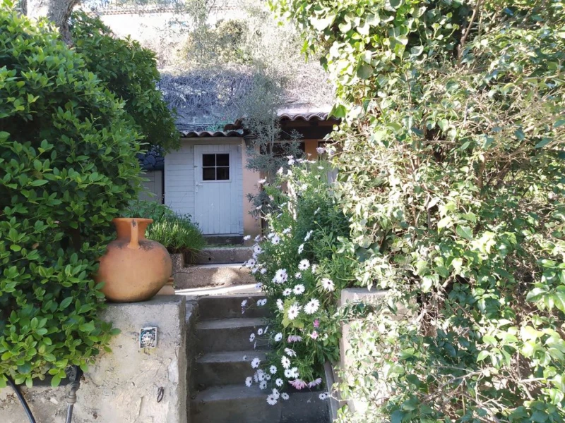 Villa provençale à vendre sur Toulon .Vue imprenab