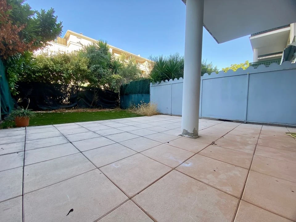 T3 - TECHNOPOLE - TERRASSE/JARDIN- 2 PLACE DE PARK