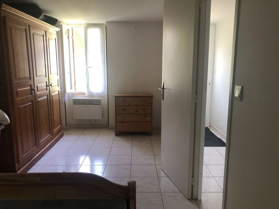 MAISON EN PIERRE 2 CHAMBRES JARDIN PUITS