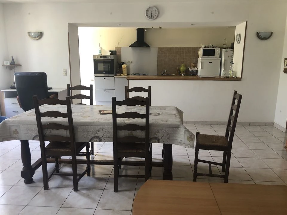 MAISON EN PIERRE 2 CHAMBRES JARDIN PUITS
