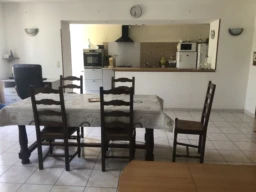 MAISON EN PIERRE 2 CHAMBRES JARDIN PUITS