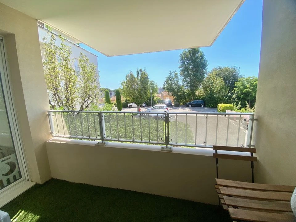 T3 / TERRASSE / PLACE PARKING / GARAGE / TECHNOPOL