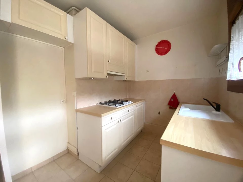 T3 / TERRASSE / PARKING / SAINT JUST 13013