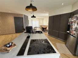 STANDING CHAMBRES SEJOUR MAISON TERRAIN SALLE DE B
