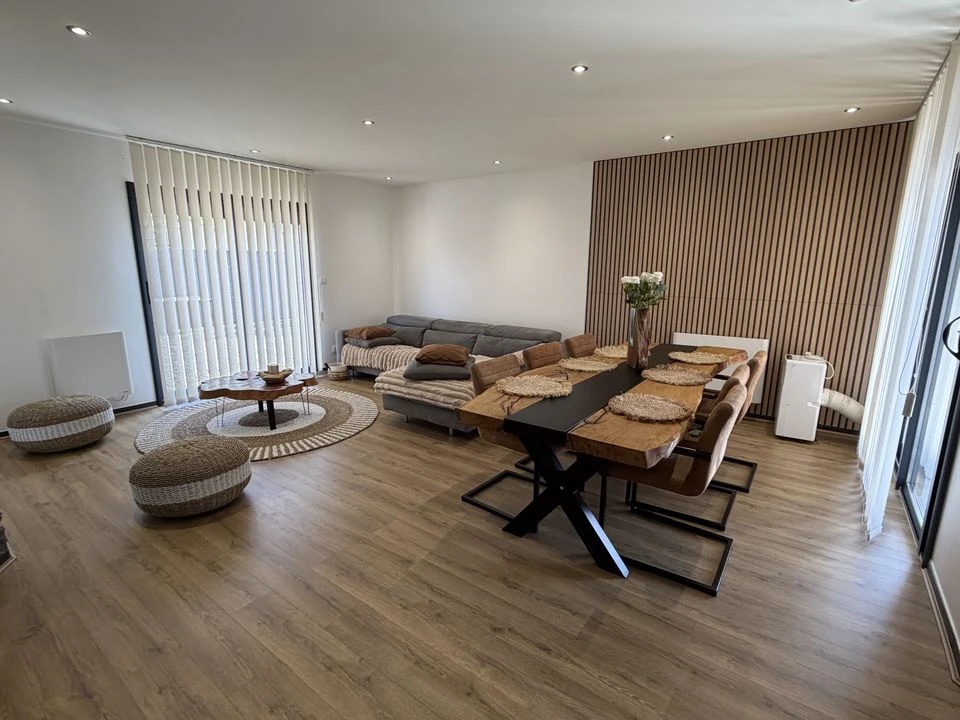 STANDING CHAMBRES SEJOUR MAISON TERRAIN SALLE DE B