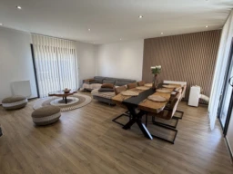 STANDING CHAMBRES SEJOUR MAISON TERRAIN SALLE DE B