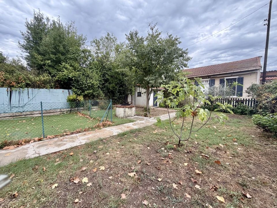 MAISON T3 65m2 / TERRAIN 400m2 / CHATEAU GOMBERT 1