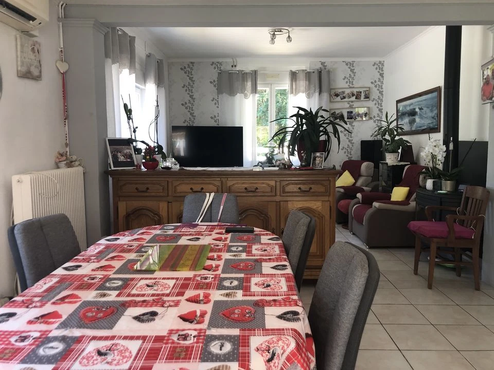 GRANDE MAISON 125 m2 3 CHAMBRES TERRAIN 1092 m2