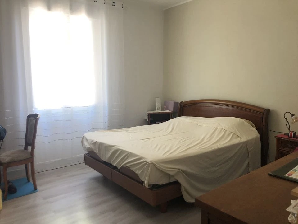 GRANDE MAISON 125 m2 3 CHAMBRES TERRAIN 1092 m2