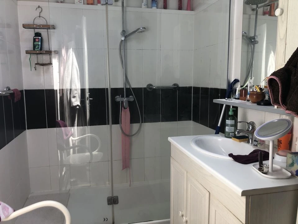GRANDE MAISON 125 m2 3 CHAMBRES TERRAIN 1092 m2