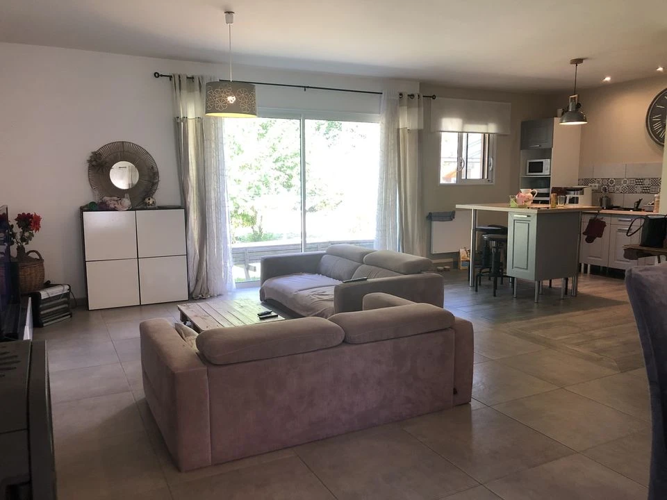 GAILLAN-EN-MEDOC MAISON T4 A VENDRE -3 CHAMBRES- T