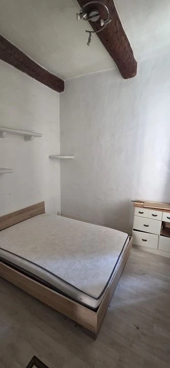 CUGES LES PINS-APPARTEMENT T2 DUPLEX-A VENDRE-1 CH