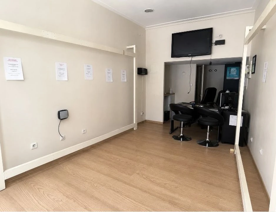 MURS COMMERCIAUX / 21,80 m² / COURS LIEUTAUD / MAR