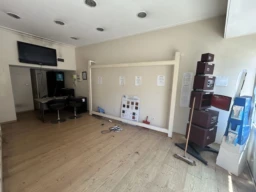 MURS COMMERCIAUX / 21,80 m² / COURS LIEUTAUD / MAR